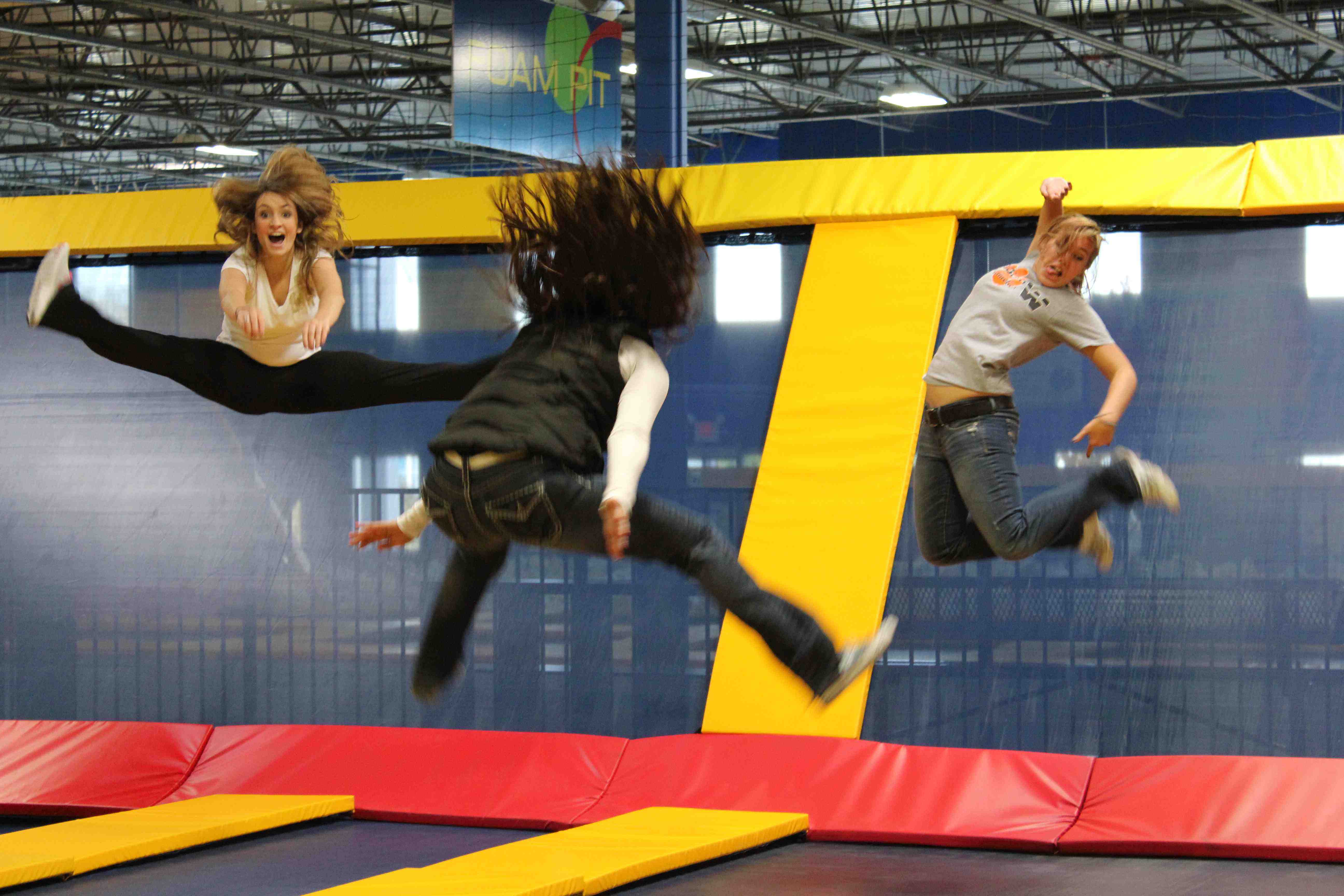 Sky High Sports Trampoline Park - Niles, IL | Indoor ...